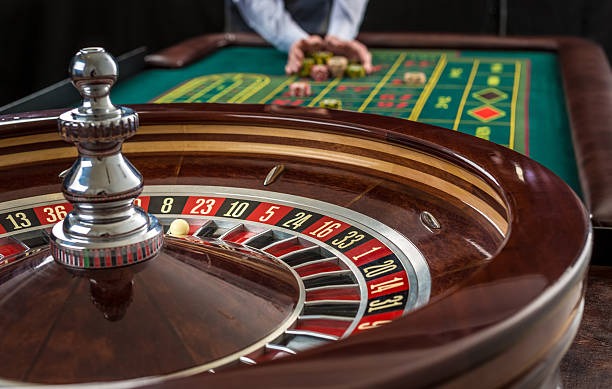 168wbtoto login app interface showing live casino tables on mobile